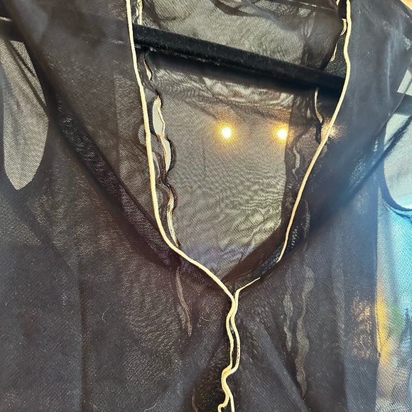 Rui Top - Picture 4 of 6